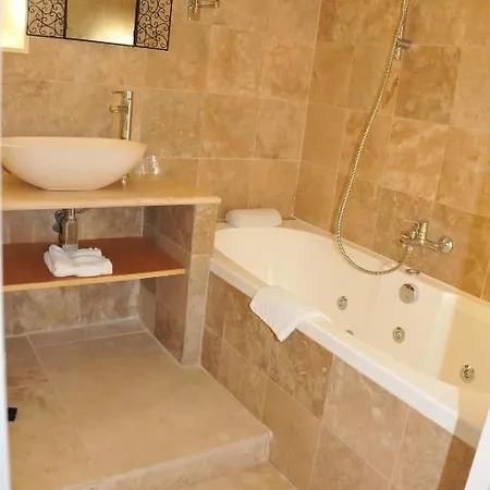 מלון Hotellerie Nouvelle De Villemartin Morigny-Champigny