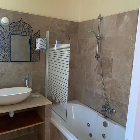 מלון Hotellerie Nouvelle De Villemartin Morigny-Champigny