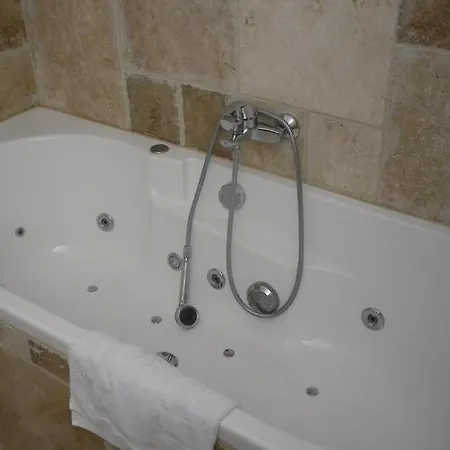 Hotel Hotellerie Nouvelle De Villemartin